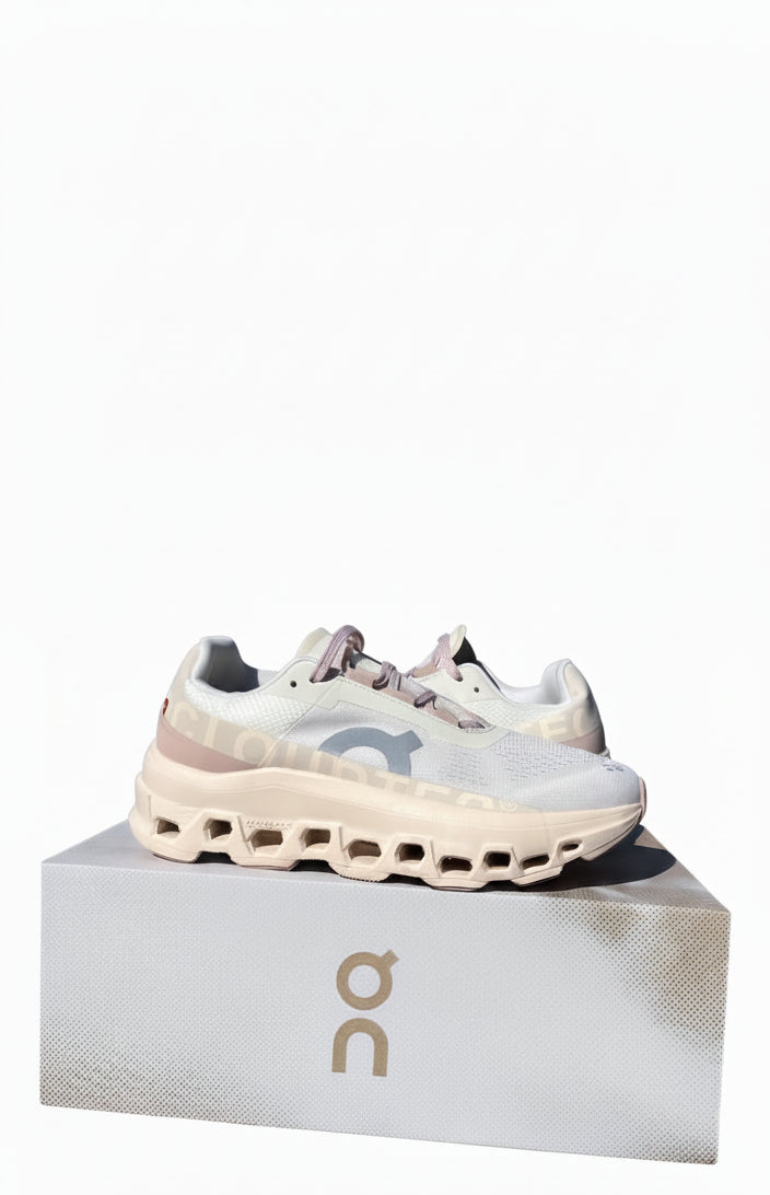 On CloudMonster Rosado